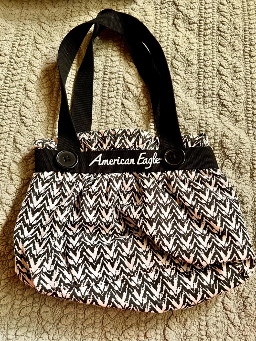 American Eagle Outfitters Black and White Chevron Tote
